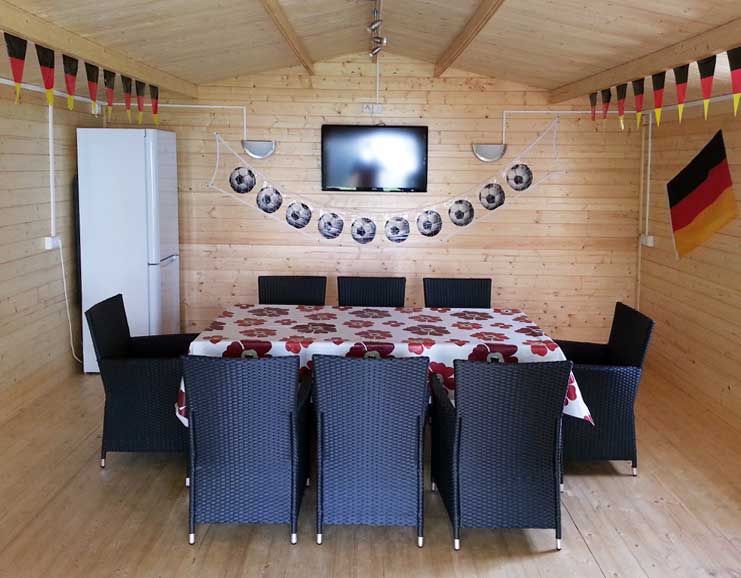 Gartenhaus-Einrichtung: Fanmeile