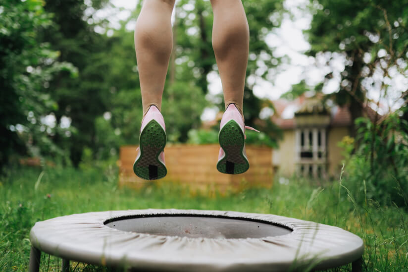Trampolin springen zur Entspannung